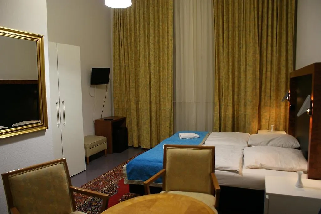 Hotel Garni Aaberna Berlín