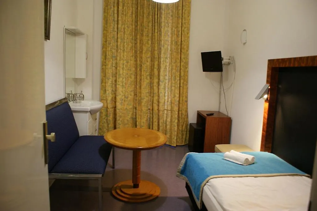 Hotel Garni Aaberna Berlín
