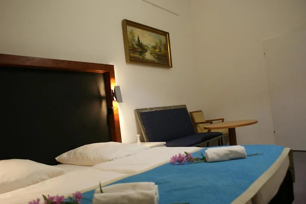Hotel Garni Aaberna Berlin